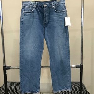 NWT GOLDSIGN Mid Rise The Relaxed Straight Jean